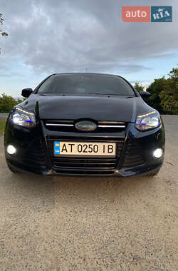 Хэтчбек Ford Focus 2012 в Стрые