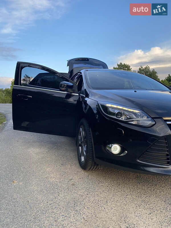 Хетчбек Ford Focus 2012 в Стрию