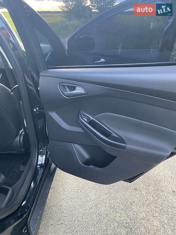 Хетчбек Ford Focus 2012 в Стрию