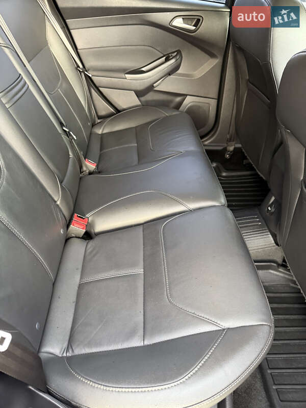 Хетчбек Ford Focus 2012 в Стрию