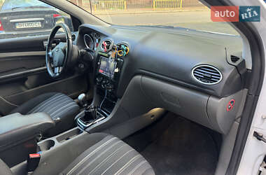 Универсал Ford Focus 2010 в 