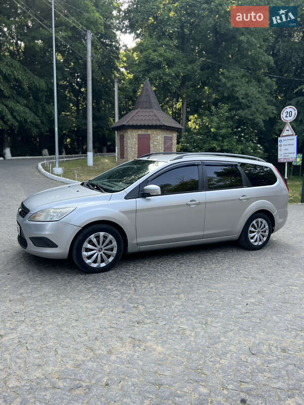Универсал Ford Focus 2010 в Черновцах