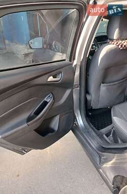 Седан Ford Focus 2014 в 
