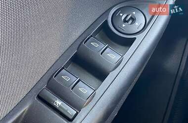 Хетчбек Ford Focus 2014 в 