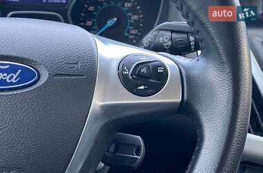 Хетчбек Ford Focus 2014 в 