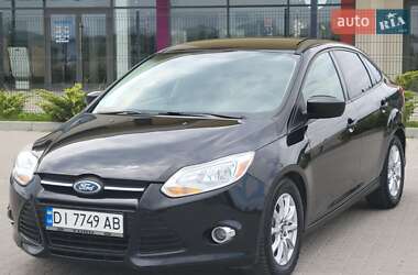 Седан Ford Focus 2012 в 