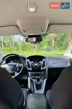 Універсал Ford Focus 2011 в 
