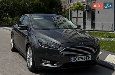 Седан Ford Focus 2017 в 