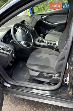Универсал Ford Focus 2011 в 