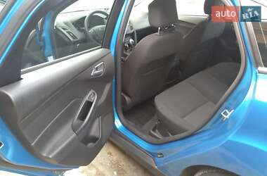 Седан Ford Focus 2016 в 