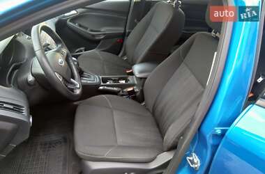 Седан Ford Focus 2016 в 