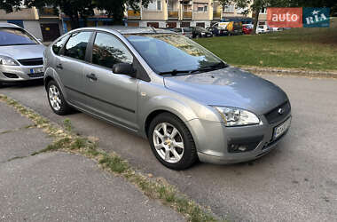 Хэтчбек Ford Focus 2005 в Ужгороде