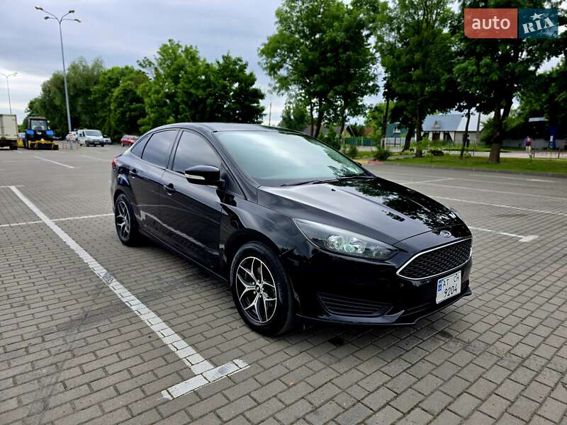 Седан Ford Focus 2017 в 