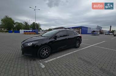 Седан Ford Focus 2017 в 