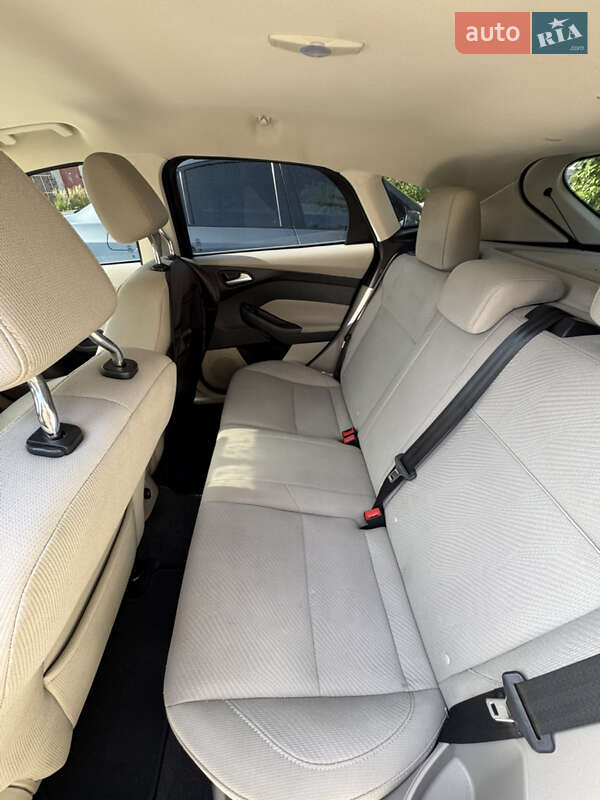 Хэтчбек Ford Focus 2012 в Харькове