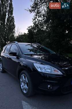 Универсал Ford Focus 2010 в 