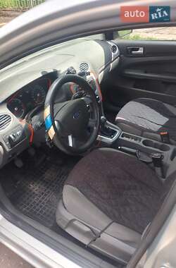 Хэтчбек Ford Focus 2007 в 