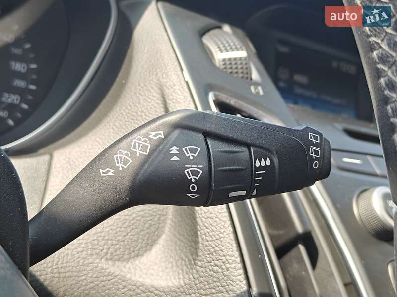 Седан Ford Focus 2017 в Львове