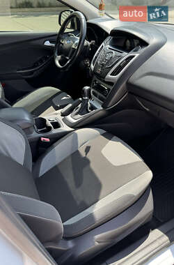 Седан Ford Focus 2014 в 