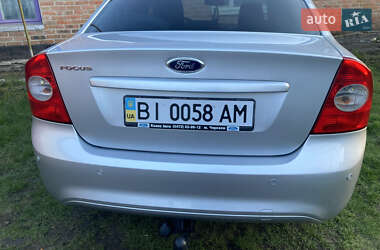 Седан Ford Focus 2011 в 