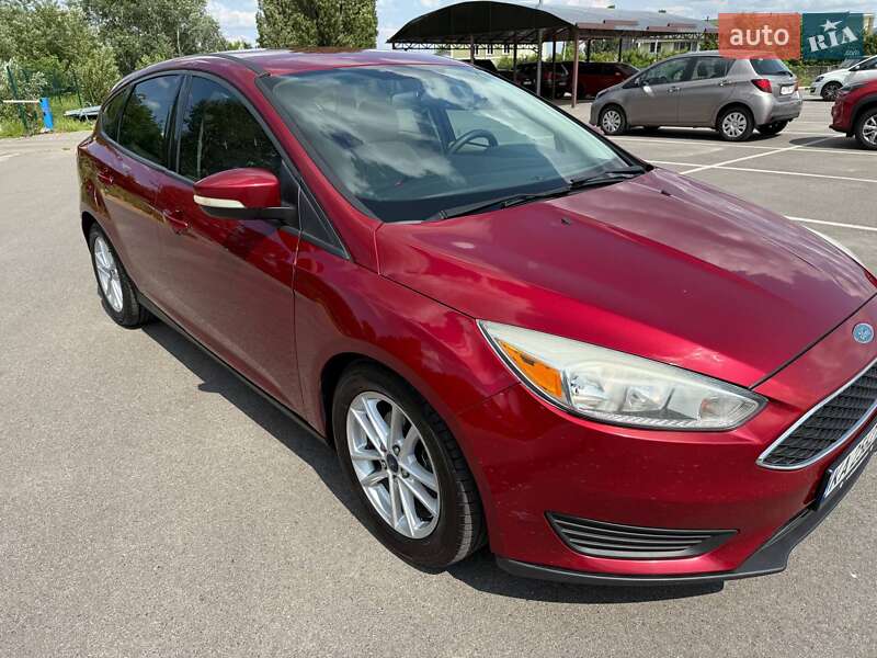 Хэтчбек Ford Focus 2015 в Киеве