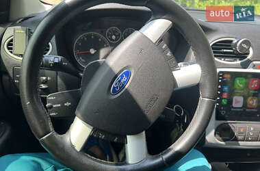 Седан Ford Focus 2006 в 
