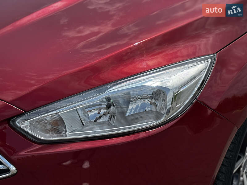 Седан Ford Focus 2016 в Стрию