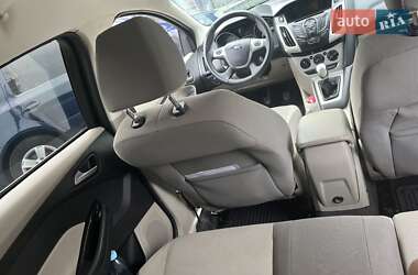 Хэтчбек Ford Focus 2013 в 