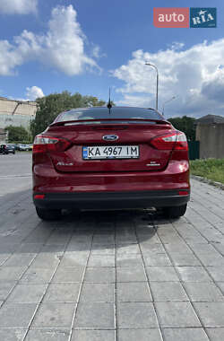 Седан Ford Focus 2013 в 