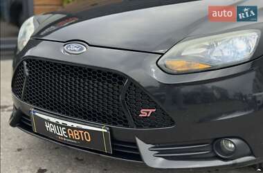 Хэтчбек Ford Focus 2014 в 