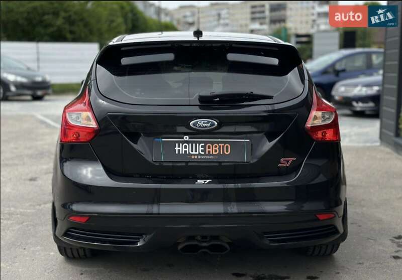 Хэтчбек Ford Focus 2014 в Шептицькому