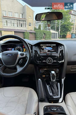 Хэтчбек Ford Focus 2014 в 
