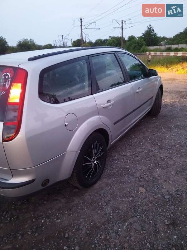 Универсал Ford Focus 2006 в Здолбунове