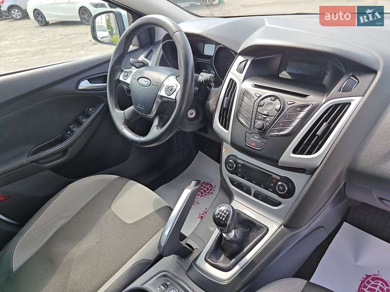 Хэтчбек Ford Focus 2013 в Львове