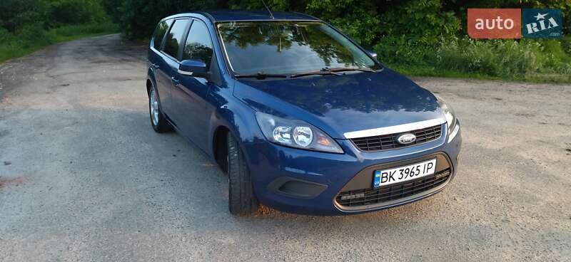 Универсал Ford Focus 2008 в Дубно