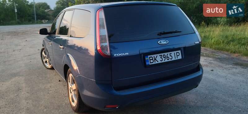 Универсал Ford Focus 2008 в Дубно