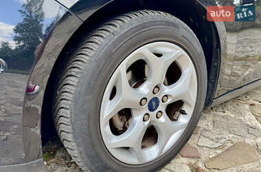 Универсал Ford Focus 2013 в 