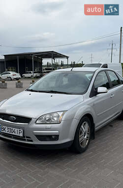 Хэтчбек Ford Focus 2007 в Ирпене