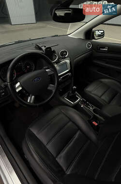 Хэтчбек Ford Focus 2007 в 