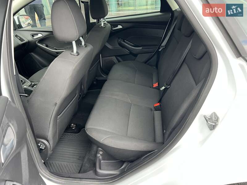 Хэтчбек Ford Focus 2017 в Киеве
