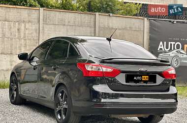 Седан Ford Focus 2013 в 
