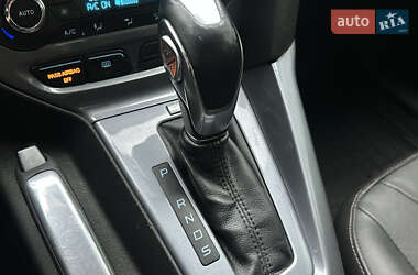 Седан Ford Focus 2013 в 