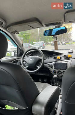 Универсал Ford Focus 2004 в 