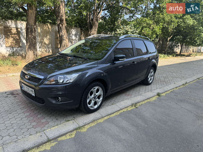 Ford Focus 2010
