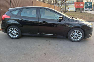 Хэтчбек Ford Focus 2016 в 