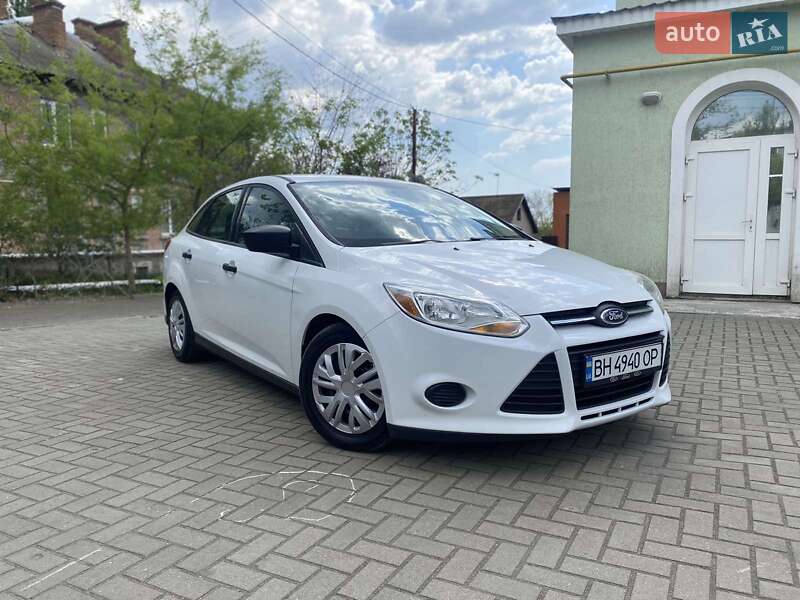 Седан Ford Focus 2013 в 
