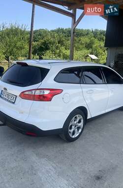 Универсал Ford Focus 2012 в 