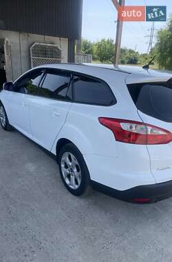 Универсал Ford Focus 2012 в 