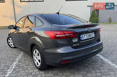 Седан Ford Focus 2017 в 
