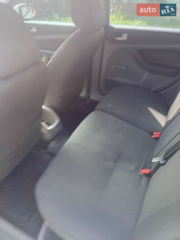 Универсал Ford Focus 2008 в Черновцах